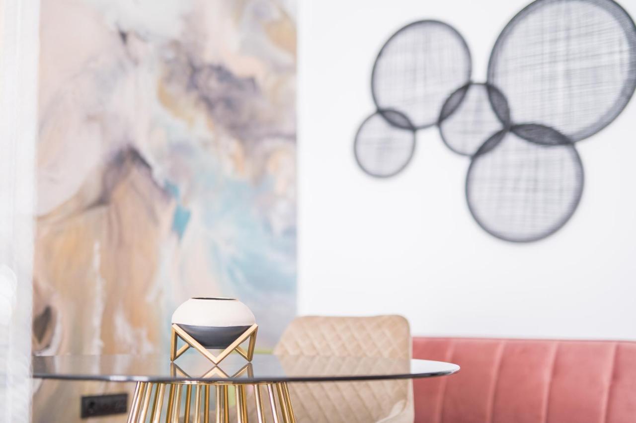 Boutique Apartments- La Gloria 1908 Almeria Ngoại thất bức ảnh