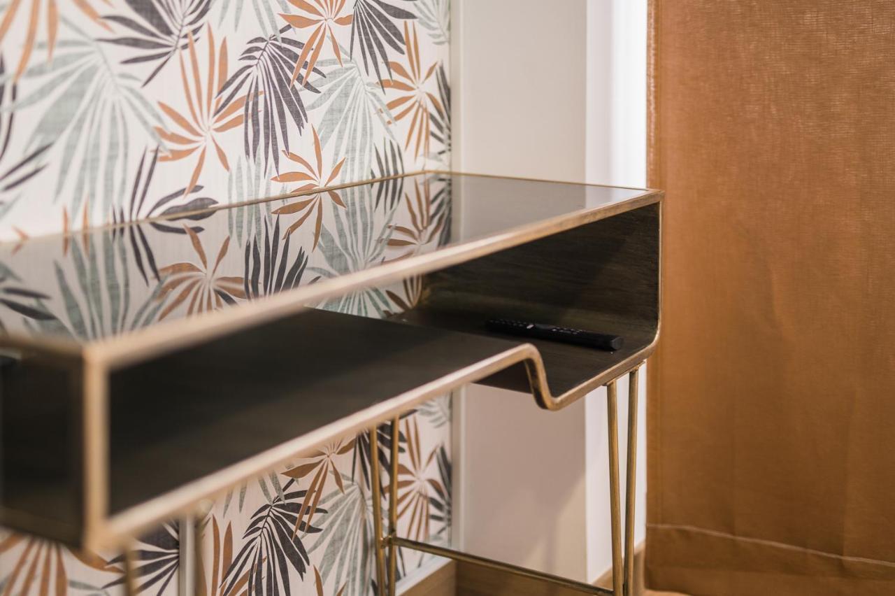 Boutique Apartments- La Gloria 1908 Almeria Ngoại thất bức ảnh
