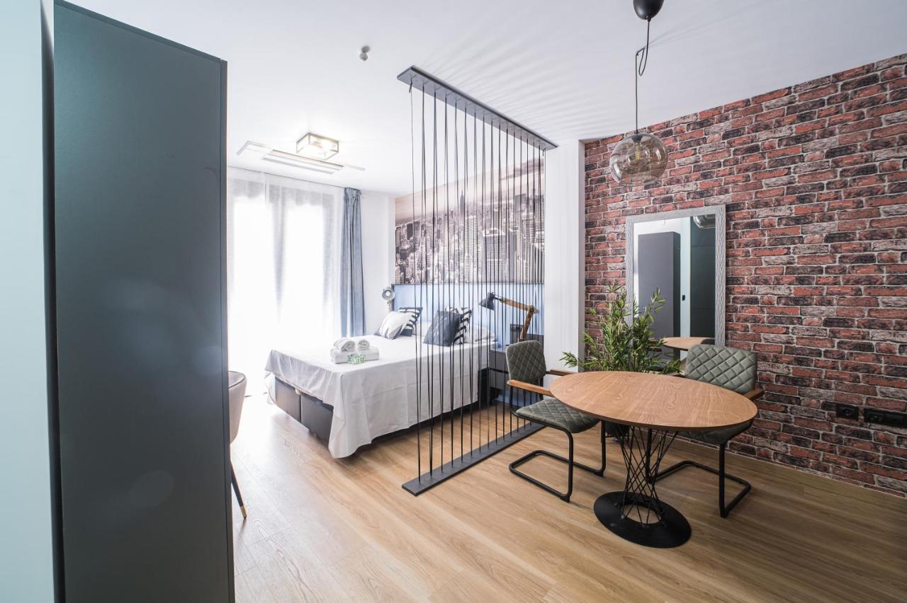 Boutique Apartments- La Gloria 1908 Almeria Ngoại thất bức ảnh