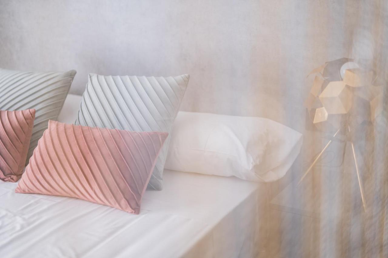 Boutique Apartments- La Gloria 1908 Almeria Ngoại thất bức ảnh